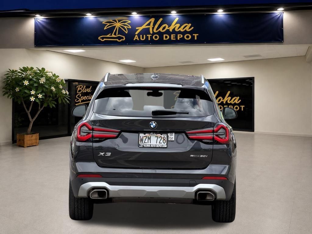 Used 2024 BMW X3 sDrive30i w/ Convenience Package RWD image 4