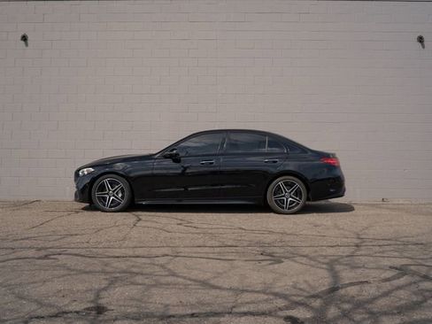 Used 2023 Mercedes-Benz C 300 4MATIC Sedan image 2