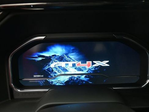 Used 2025 GMC Sierra 2500 AT4X AWD/4WD image 4