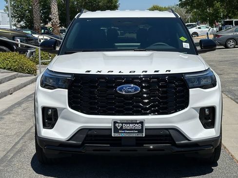New 2026 Ford Explorer ST-Line w/ ST-Line Street Pack RWD image 12