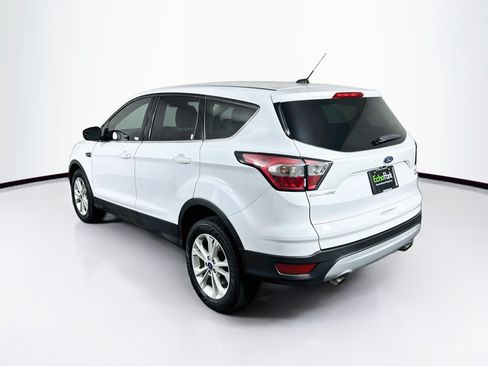 Used 2017 Ford Escape SE AWD/4WD image 5