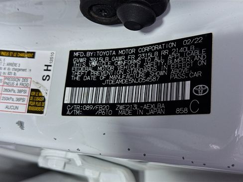 Used 2022 Toyota Corolla LE FWD image 16