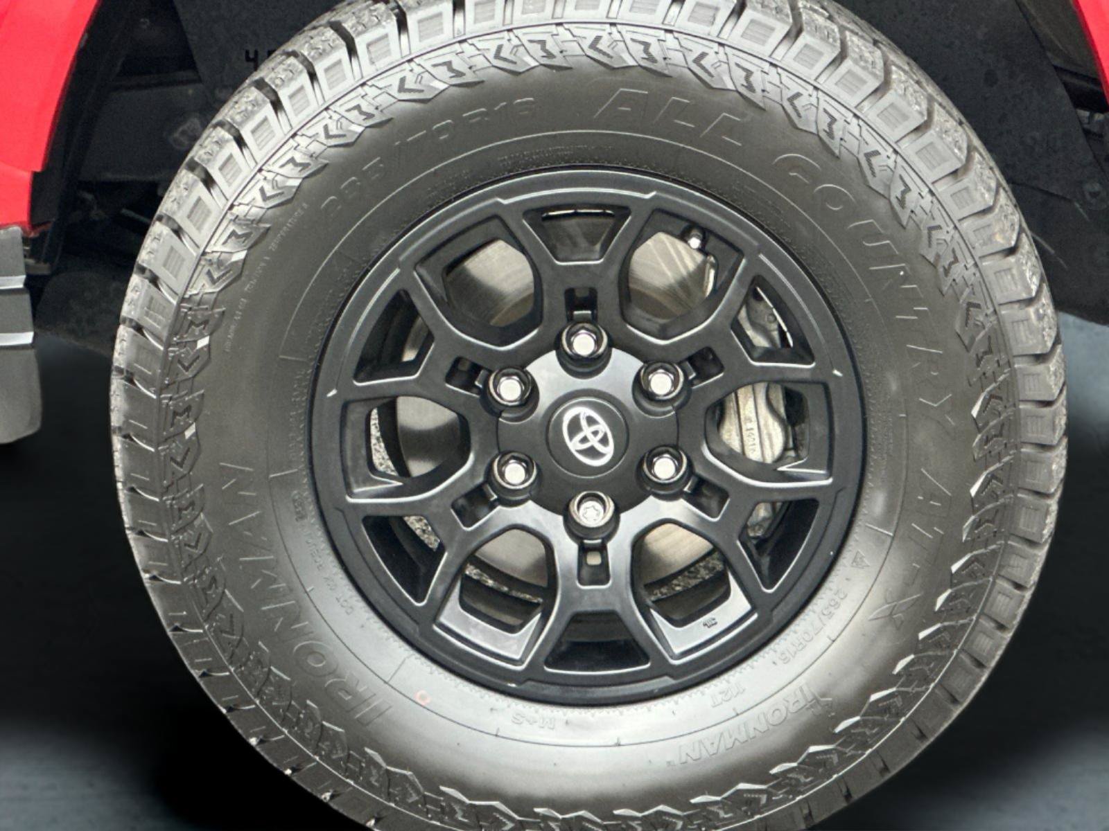 Used 2021 Toyota Tacoma SR5 w/ Technology Package AWD/4WD image 23