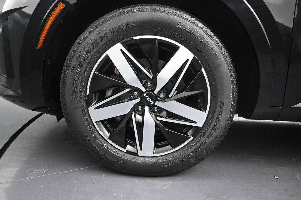 Used 2023 Kia Sorento S w/ Panoramic Sunroof Package FWD image 10