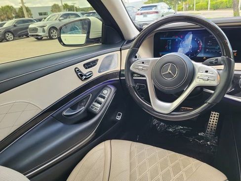Used 2020 Mercedes-Benz S 560 Sedan image 14