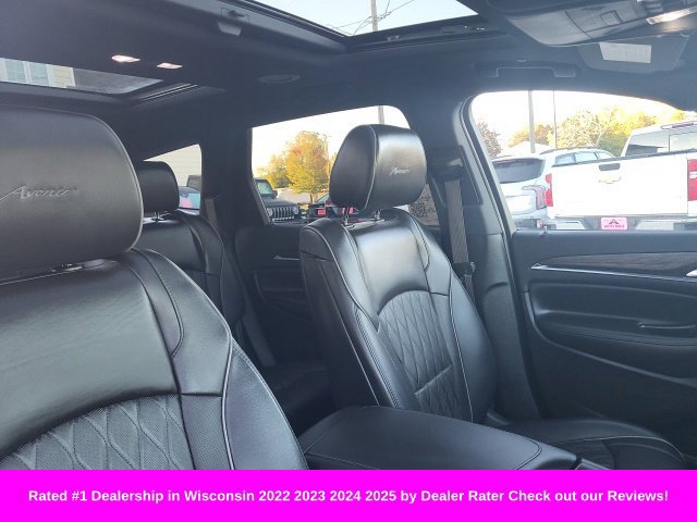 Used 2022 Buick Enclave Avenir AWD/4WD image 33
