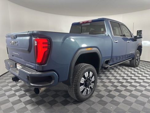 Used 2025 GMC Sierra 2500 Denali w/ Denali Reserve Package image 2