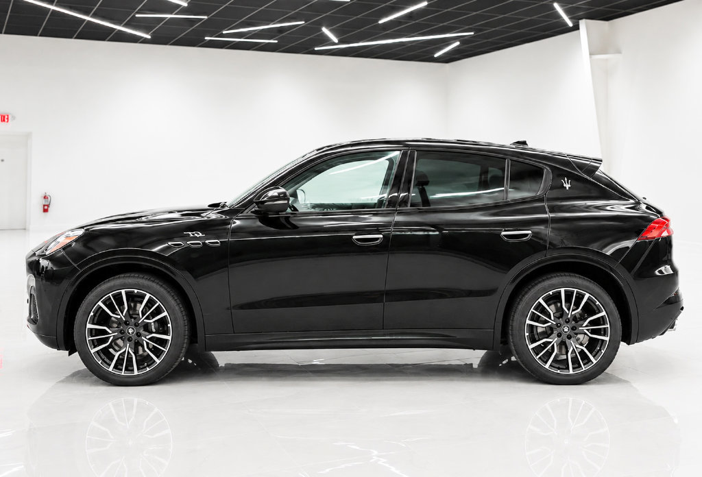 Used 2023 Maserati Grecale GT AWD/4WD image 5
