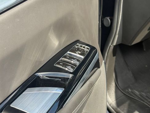 Used 2025 Cadillac Escalade Sport Platinum AWD/4WD image 8