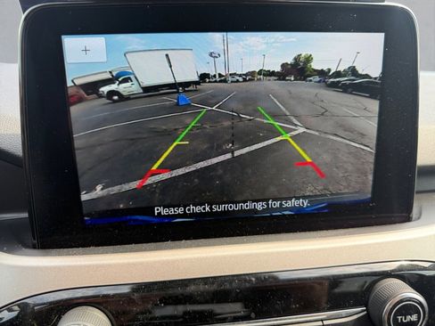 Certified 2022 Ford Escape SE w/ Cold Weather Package image 19