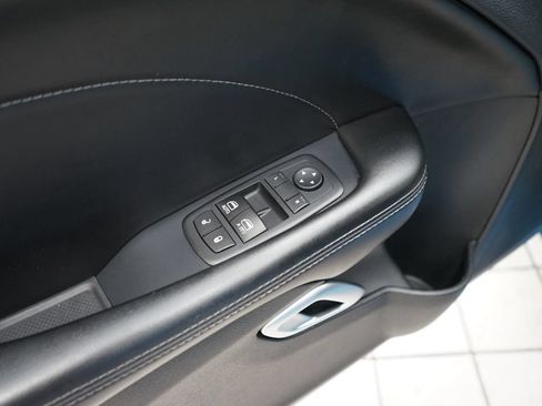 Used 2015 Dodge Challenger R/T Plus RWD image 24