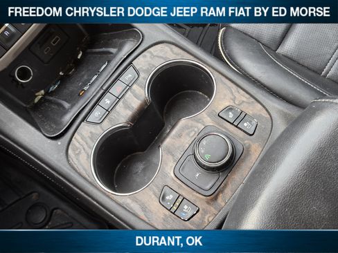Used 2020 GMC Acadia Denali w/ Technology Package FWD image 14