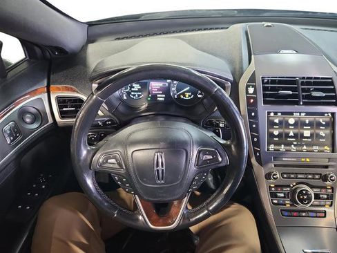 Used 2017 Lincoln MKZ Reserve w/ Climate Package AWD/4WD image 9
