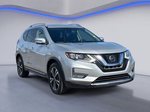 Used 2018 Nissan Rogue SL image 9