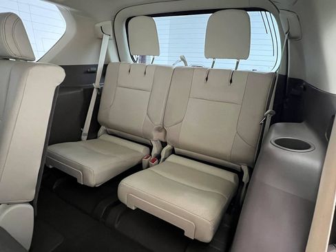 Used 2019 Lexus GX 460 Premium w/ Premium Package AWD/4WD image 11
