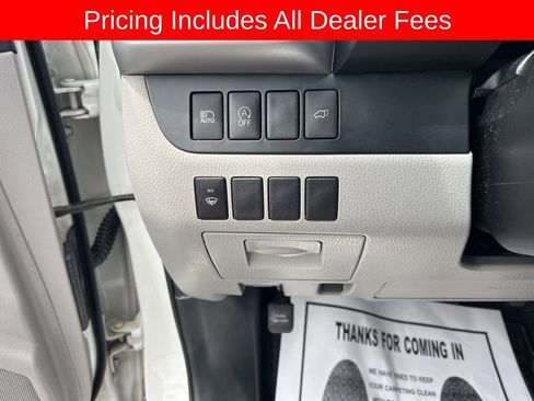 Used 2019 Toyota Highlander XLE FWD image 7