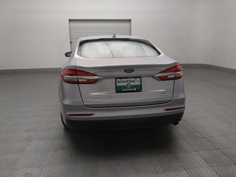 Used 2020 Ford Fusion SE FWD image 6