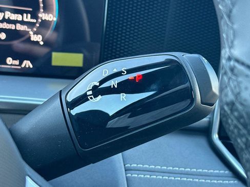 New 2026 Volkswagen Tiguan SE R-Line image 20