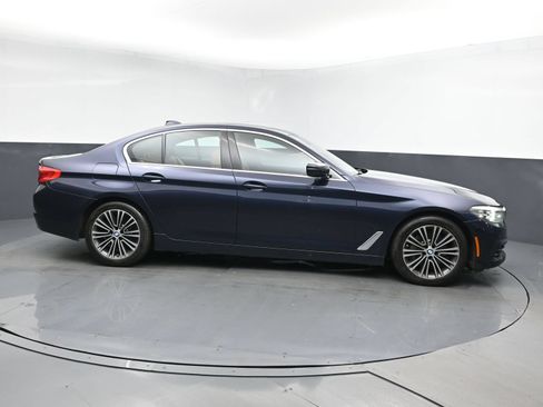 Used 2019 BMW 540i xDrive w/ Convenience Package AWD/4WD image 4
