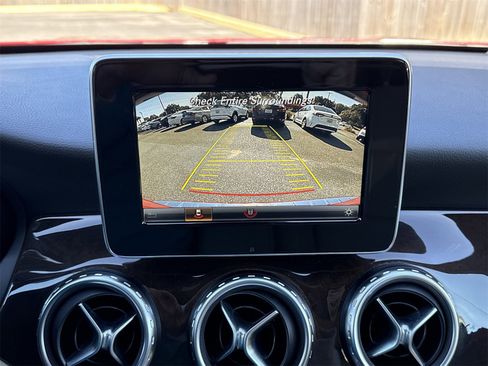 Used 2016 Mercedes-Benz GLA 250 GLA 250 image 26