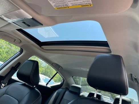 Certified 2024 Nissan Altima 2.5 SR w/ SR Premium Package FWD image 7