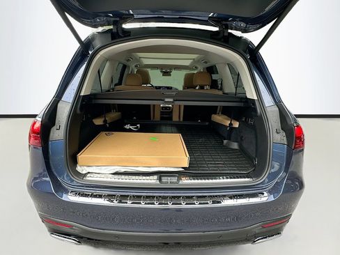 Certified 2026 Mercedes-Benz GLS 450 4MATIC image 28