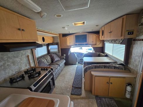Used 2006 Ford E-450 and Econoline 450 RWD image 21
