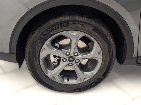 New 2026 Ford Escape ST-Line w/ Tech Pack #1 image 9