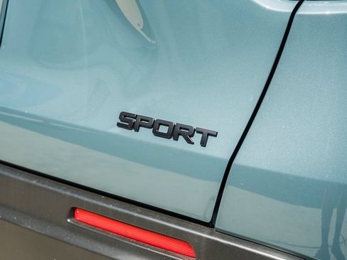 Certified 2025 Honda HR-V Sport image 8