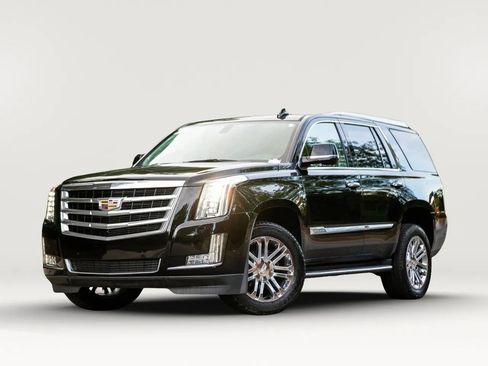 Used 2018 Cadillac Escalade 2WD image 1