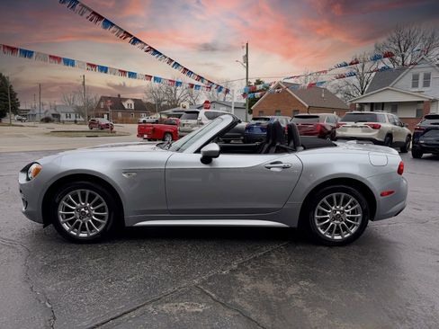 Used 2019 FIAT 124 Spider Classica w/ Technology Group image 5