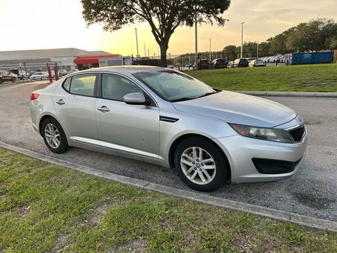 Used 2011 Kia Optima LX w/ Convenience Pkg FWD image 8