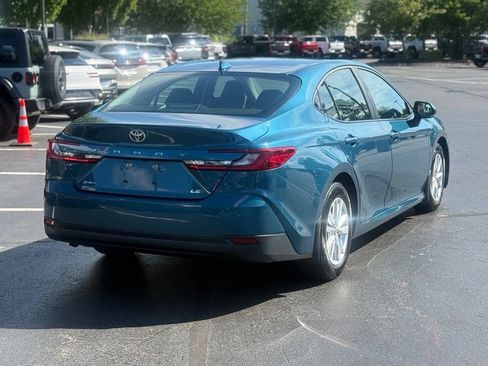 Used 2025 Toyota Camry LE FWD image 7