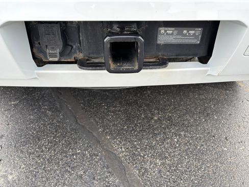 Used 2018 Chevrolet Tahoe LS w/ Skid Plate Package AWD/4WD image 14