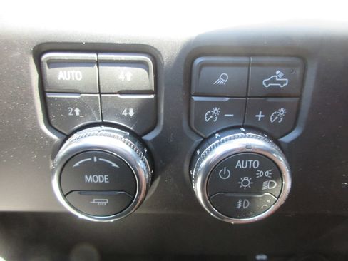 New 2026 GMC Sierra 1500 AT4X AWD/4WD image 19