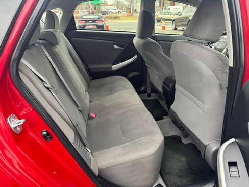 Used 2014 Toyota Prius Three image 14