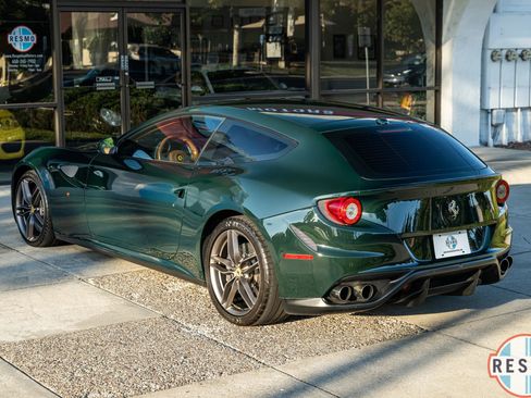 Used 2012 Ferrari FF image 4