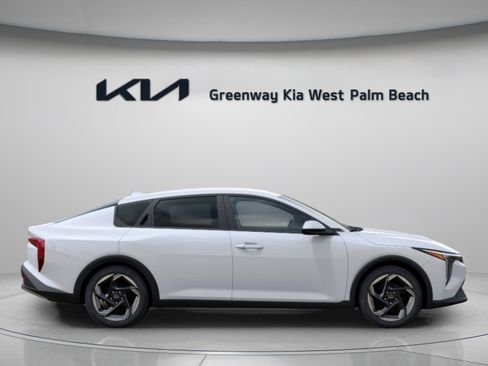 New 2026 Kia K4 EX FWD image 8