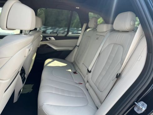Used 2021 BMW X5 M50i w/ Executive Package AWD/4WD image 17