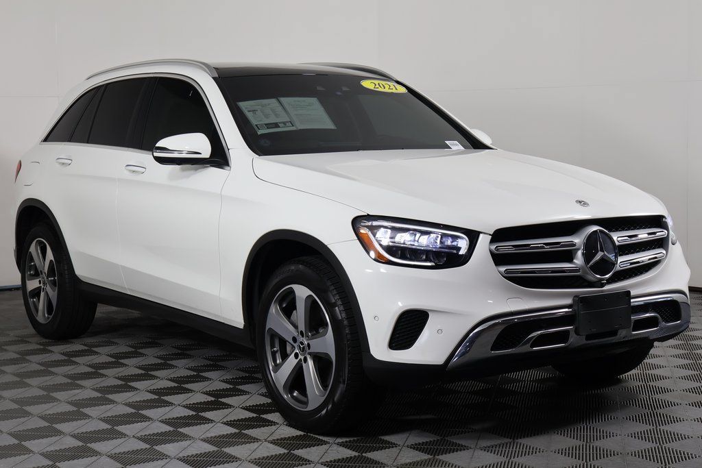 Used 2021 Mercedes-Benz GLC 300 image 3