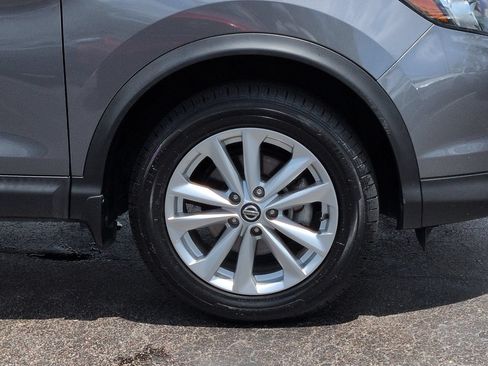 Used 2019 Nissan Rogue Sport S w/ Appearance Package FWD image 11