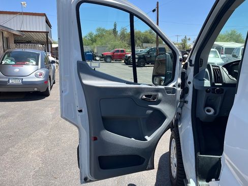 Used 2015 Ford Transit 350 XLT RWD image 16