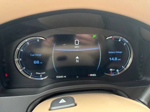 Used 2020 Cadillac Escalade Platinum AWD/4WD image 29