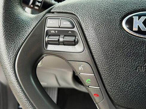 Used 2018 Kia Forte LX FWD image 22