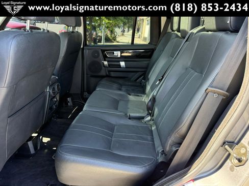 Used 2016 Land Rover LR4 HSE AWD/4WD image 14