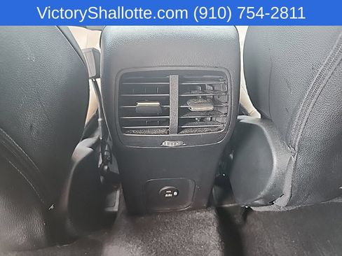 Used 2022 Ford Escape SEL w/ Technology Package FWD image 27