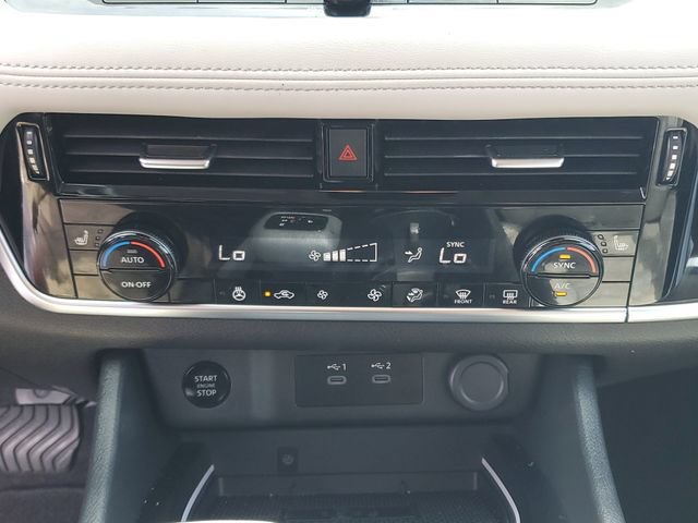Used 2024 Nissan Rogue SL FWD image 24