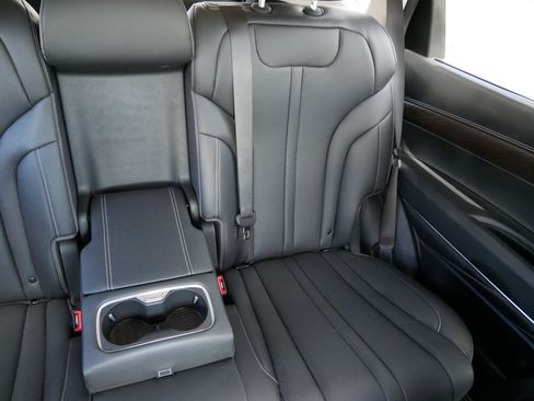 Used 2024 Genesis GV80 3.5T AWD/4WD image 12