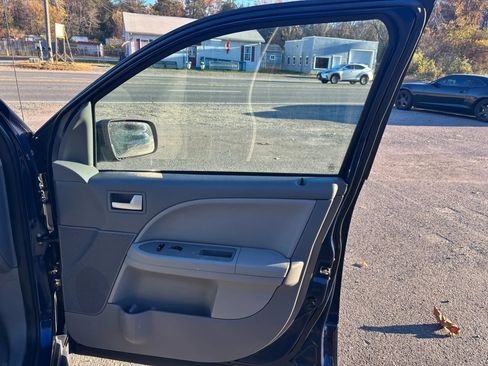 Used 2006 Ford Freestyle SE image 15