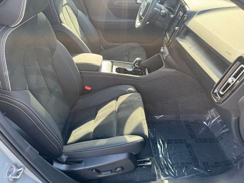 Certified 2024 Volvo XC40 Recharge Plus w/ Protection Package Premier image 24